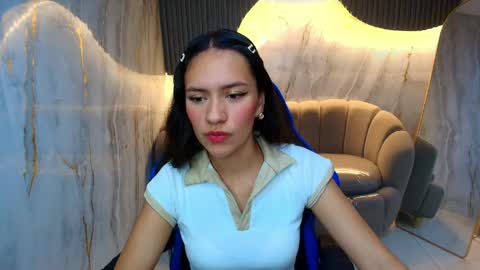 Snapshot of candy_sky_r chatting on 2, 4, 2026 Candy online show from 2, 4, 2026