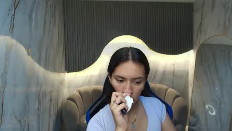 Snapshot of candy_sky_r chatting on 18, 4, 2026 Candy online show from 18, 4, 2026