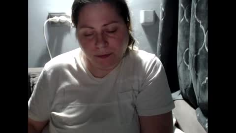 Laura online show from 1, 12, 2025