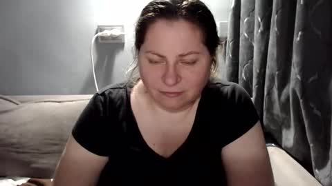 Laura online show from 12, 3, 2026