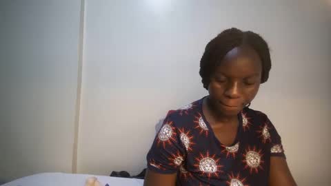 candycurly_ online show from 8, 3, 2025