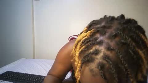 candycurly_ online show from 23, 10, 2025