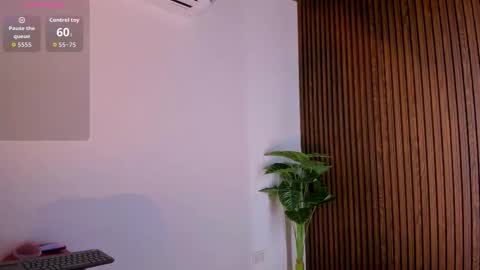 Snapshot of candyglow_ chatting on 19, 3, 2026 candyglow_ online show from 19, 3, 2026