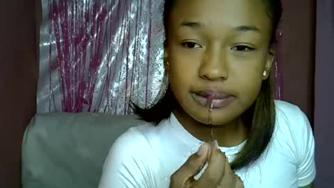 Snapshot of candyh0 chatting on 15, 7, 2026 candyh0 online show from 15, 7, 2026