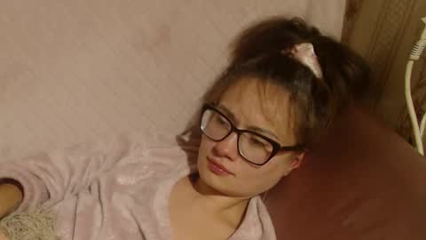 Snapshot of candylady13 chatting on 23, 10, 2025 say meow and send tips online show from 23, 10, 2025