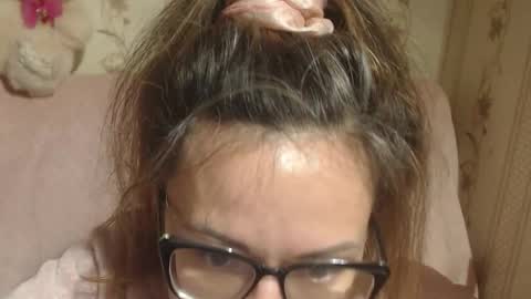 Snapshot of candylady13 chatting on 21, 11, 2025 say meow and send tips online show from 21, 11, 2025
