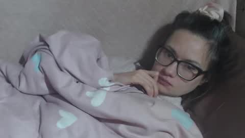 Snapshot of candylady13 chatting on 19, 1, 2026 say meow and send tips online show from 19, 1, 2026