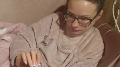 Snapshot of candylady13 chatting on 5, 2, 2026 say meow and send tips online show from 5, 2, 2026