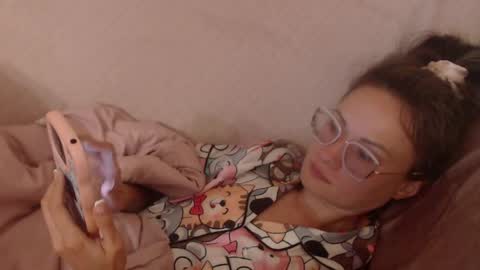 Snapshot of candylady13 chatting on 3, 6, 2026 say meow and send tips online show from 3, 6, 2026
