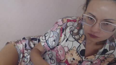 Snapshot of candylady136 chatting on 4, 7, 2026 say meow and send tip online show from 4, 7, 2026