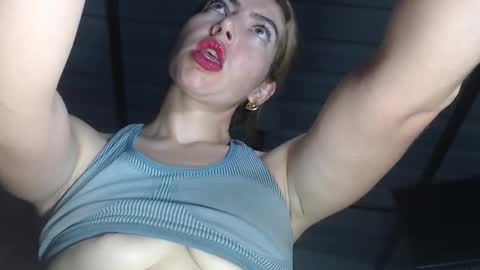 Snapshot of candylovet chatting on 1, 3, 2026 candylovet online show from 1, 3, 2026