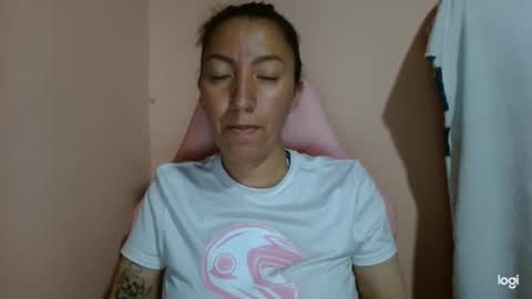 Snapshot of candymilfff chatting on 4, 4, 2026 candymilfff online show from 4, 4, 2026