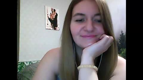 Snapshot of candyolime chatting on 5, 3, 2025 Daisy online show from 5, 3, 2025