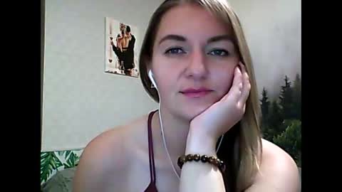 Snapshot of candyolime chatting on 4, 10, 2025 Daisy online show from 4, 10, 2025