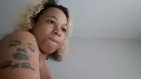 candyredxo2024 online show from 12, 9, 2025