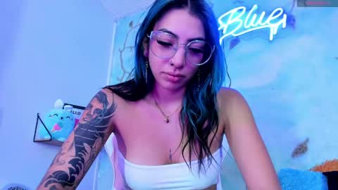 candyrisex online show from 25, 5, 2026
