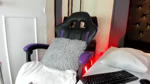 Snapshot of candyrose__ chatting on 27, 7, 2026 candyrose__ online show from 27, 7, 2026