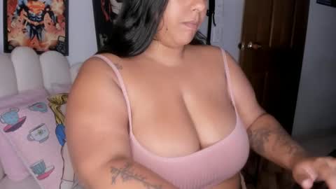 candytyler_ online show from 16, 9, 2025