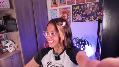 Snapshot of candyxpeach chatting on 13, 2, 2025 Camilla online show from 13, 2, 2025