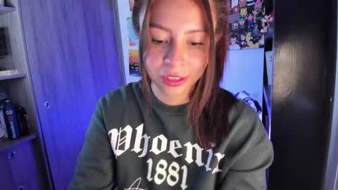 Snapshot of candyxpeach chatting on 18, 2, 2025 Camilla online show from 18, 2, 2025