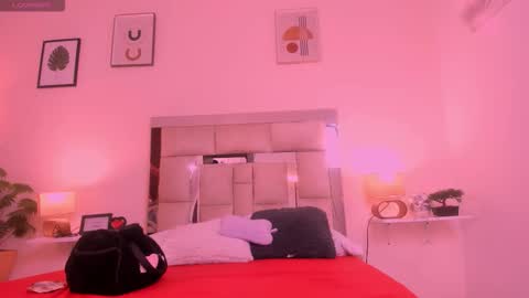 Candy online show from 16, 9, 2025