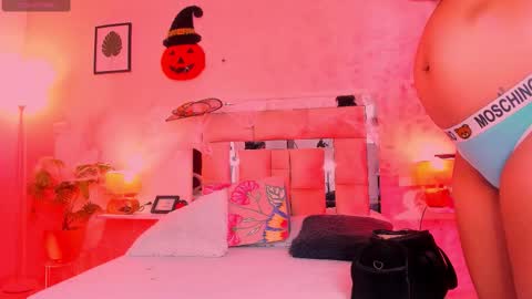 Candy online show from 16, 10, 2025