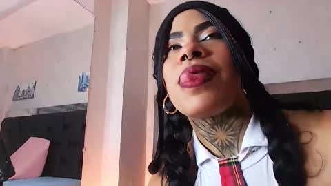 Aura  online show from 26, 2, 2025