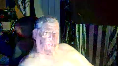 Snapshot of canoelicker69 chatting on 19, 10, 2025 canoelicker69 online show from 19, 10, 2025