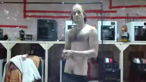 Snapshot of cantbereplaced chatting on 16, 2, 2026 cantbereplaced online show from 16, 2, 2026