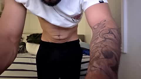 Snapshot of cappinrc8 chatting on 6, 11, 2025 cappinrc8 online show from 6, 11, 2025