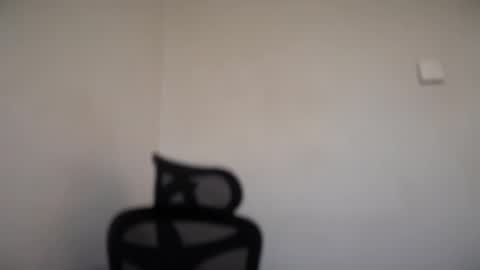 Snapshot of cappuccinokiss chatting on 8, 10, 2025 Emma online show from 8, 10, 2025