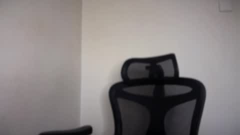 Snapshot of cappuccinokiss chatting on 5, 12, 2025 Emma online show from 5, 12, 2025