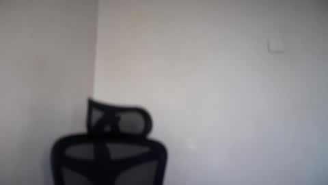 Snapshot of cappuccinokiss chatting on 18, 12, 2025 Emma online show from 18, 12, 2025