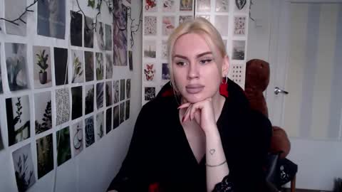 Snapshot of capricious00scorpio chatting on 17, 3, 2026 Capricious Scorpio Afa online show from 17, 3, 2026