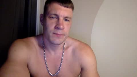 Snapshot of capt_oliver chatting on 5, 1, 2025 follow my twitter  online show from 5, 1, 2025