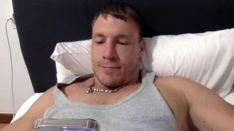 Snapshot of capt_oliver chatting on 14, 1, 2025 follow my twitter  online show from 14, 1, 2025