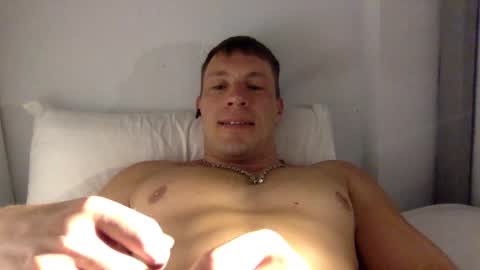 Snapshot of capt_oliver chatting on 21, 1, 2025 follow my twitter  online show from 21, 1, 2025