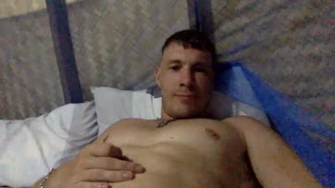 Snapshot of capt_oliver chatting on 24, 1, 2025 follow my twitter  online show from 24, 1, 2025