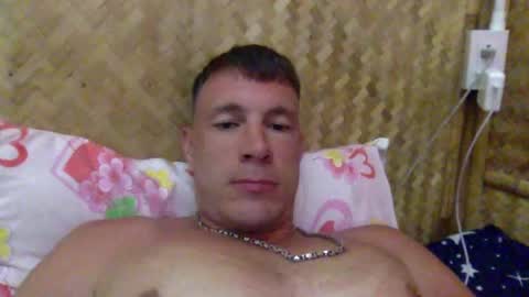 Snapshot of capt_oliver chatting on 26, 1, 2025 follow my twitter  online show from 26, 1, 2025