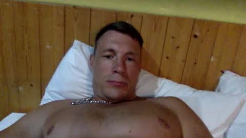 Snapshot of capt_oliver chatting on 4, 2, 2025 follow my twitter  online show from 4, 2, 2025