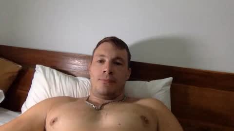 Snapshot of capt_oliver chatting on 3, 10, 2025 follow my twitter  online show from 3, 10, 2025