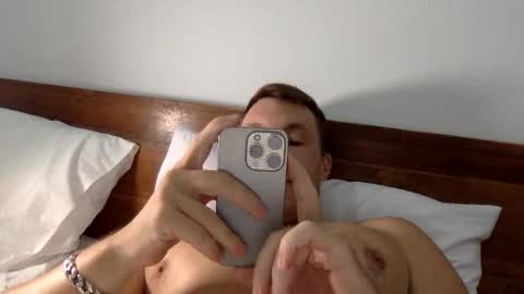 Snapshot of capt_oliver chatting on 13, 10, 2025 follow my twitter  online show from 13, 10, 2025