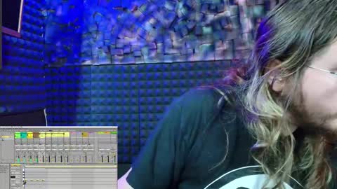 Snapshot of captain_claw_dj chatting on 16, 9, 2025 Captain Claw Arturo online show from 16, 9, 2025