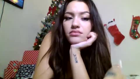 Snapshot of caramelmami26 chatting on 25, 12, 2024 caramelmami26 online show from 25, 12, 2024