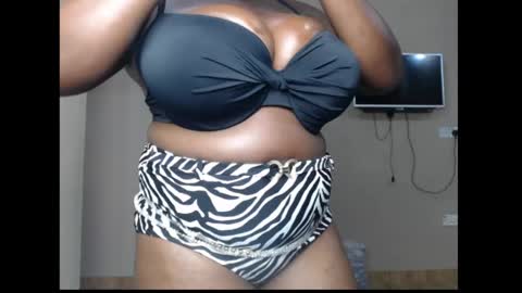 Snapshot of cardixxbabe chatting on 2, 5, 2026 cardixxbabe online show from 2, 5, 2026