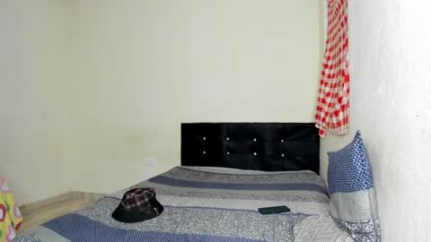 Carlos and Cristian  online show from 23, 1, 2025