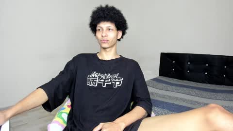 Carlos and Cristian  online show from 2, 2, 2025