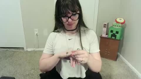 Snapshot of careerwife chatting on 14, 4, 2026 careerwife online show from 14, 4, 2026