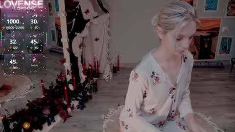 NONA    follow online show from 29, 10, 2025