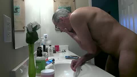 Snapshot of caressluving chatting on 20, 9, 2025 Caressluving online show from 20, 9, 2025